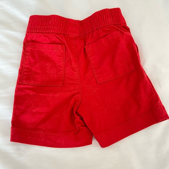Red Gap shorts - Picture 2 of 3